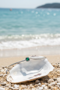 Bracelet Chloréa fin demi-jonc en argent 925 à maille délicate — Vogue Française