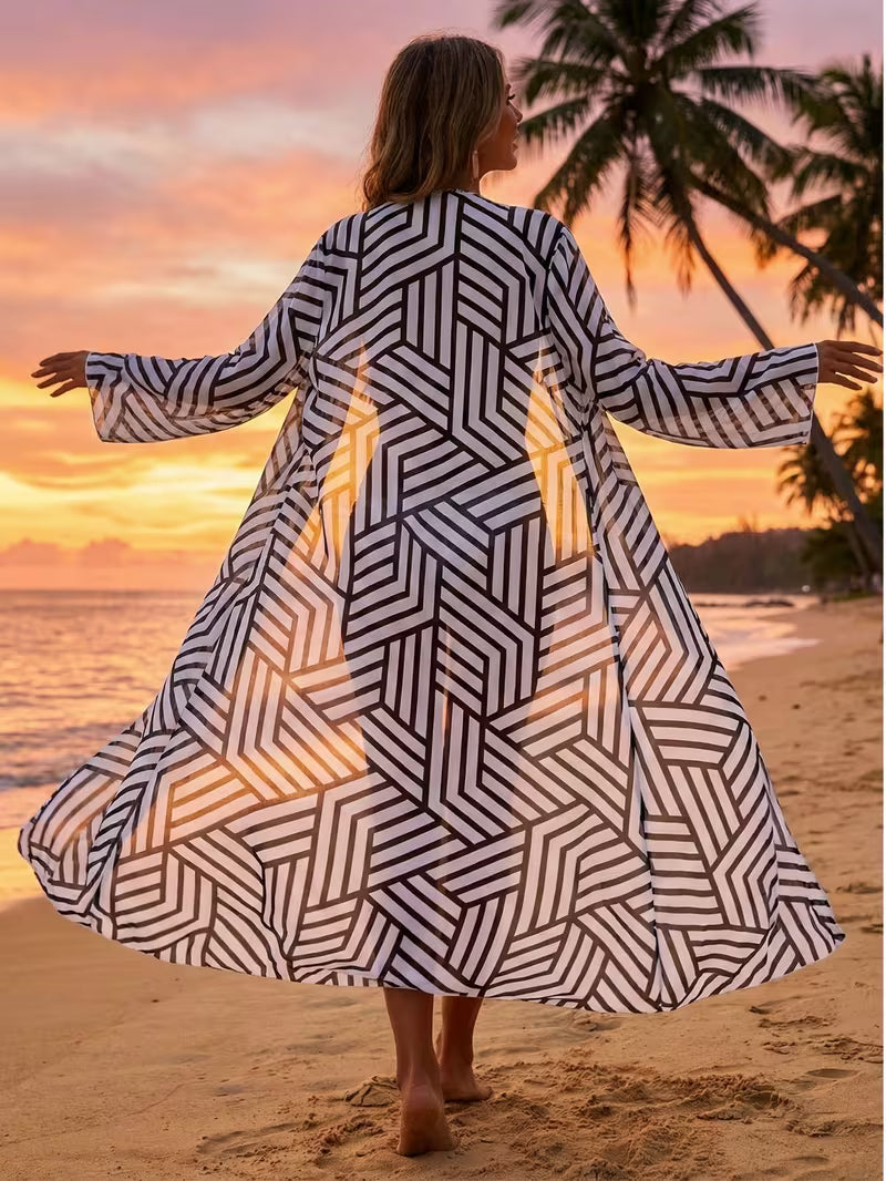 Kimono long balnéaire pour une allure moderne et féminine — Vogue Française