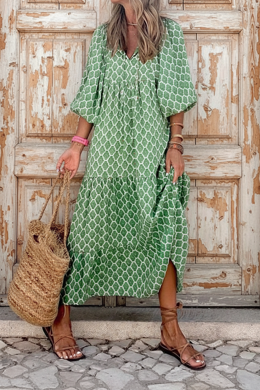 Robe longue gracieuse et énergique — Vogue Française