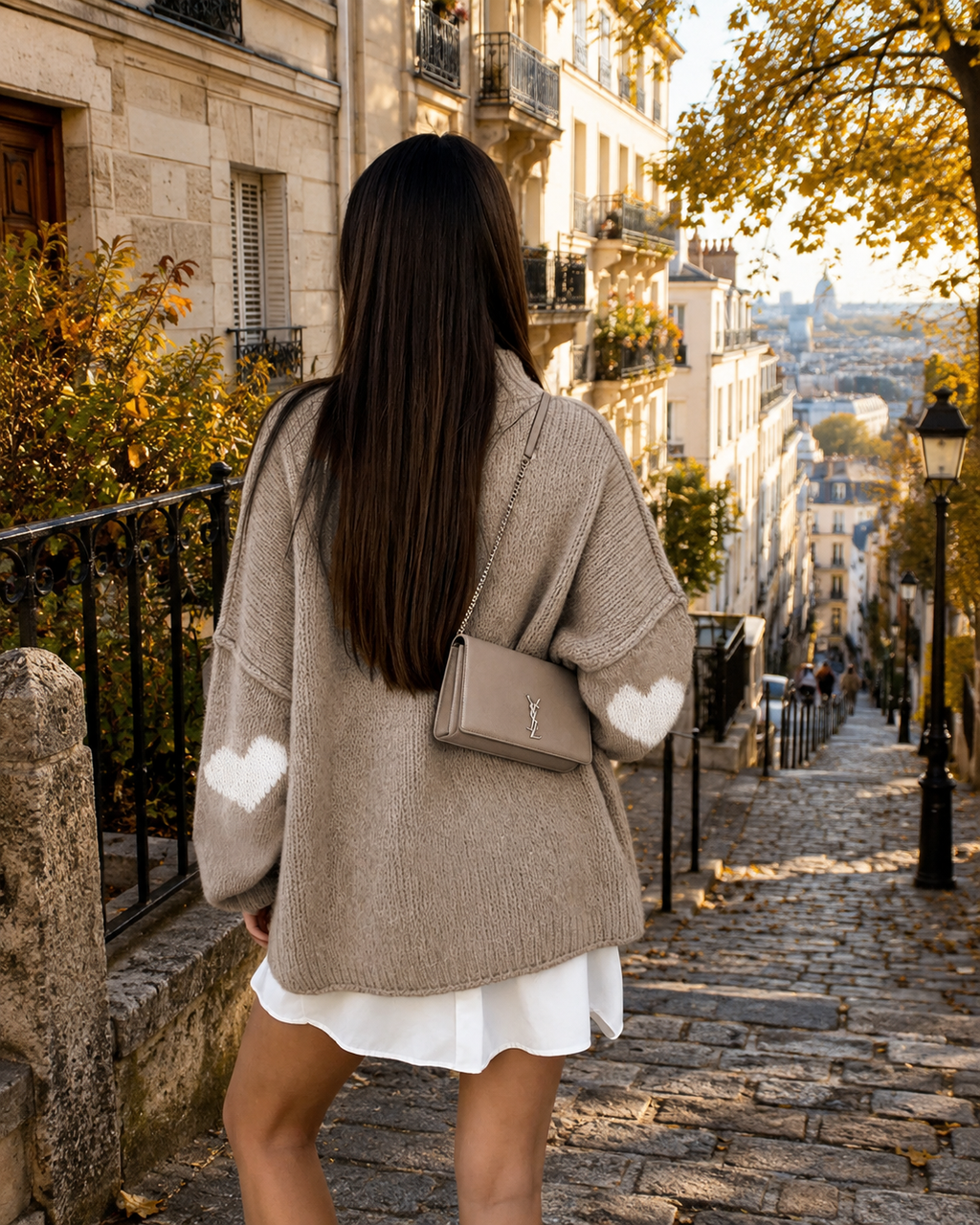 Pull Cœur Montmartre – Maille Jacquard à Col Montant