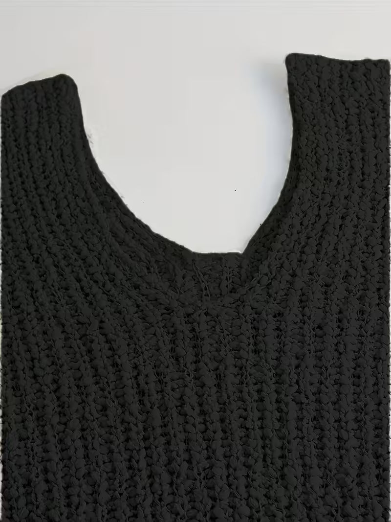 Pull élégant loose en tricot léger — Vogue Française