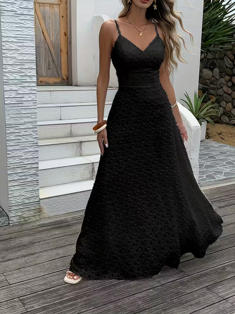 Robe longue de cocktail spectaculaire — Vogue Française