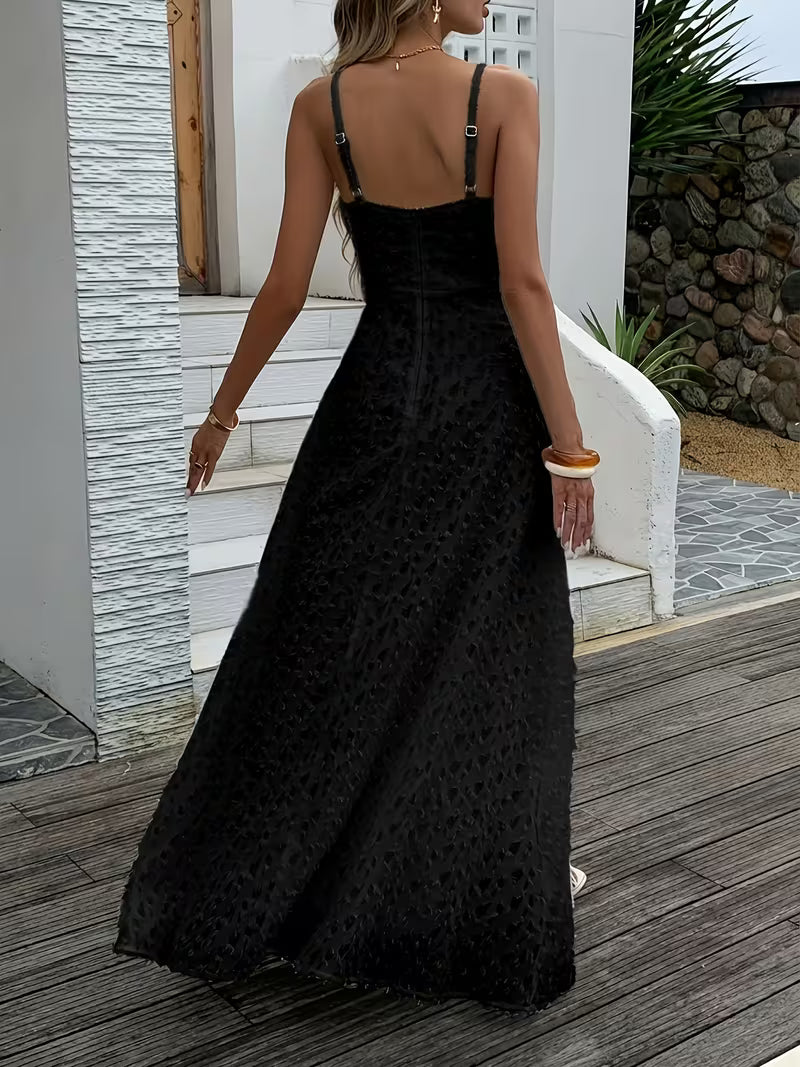 Robe longue de cocktail spectaculaire — Vogue Française