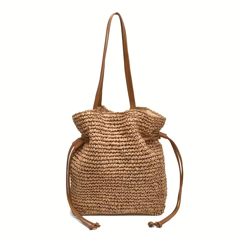 Sac en paille tressée esprit gypsy chic — Vogue Française